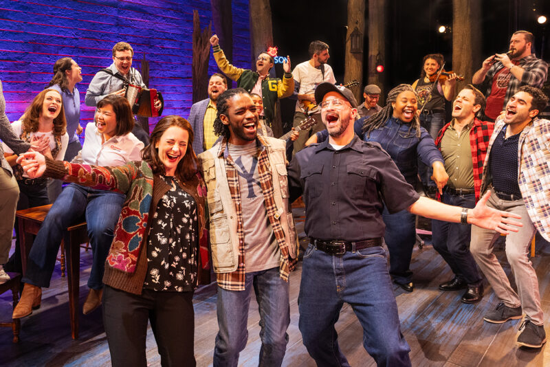 Touring Cast of COME FROM AWAY 2023 Credit Matthew Murphy for MurphyMade_0098